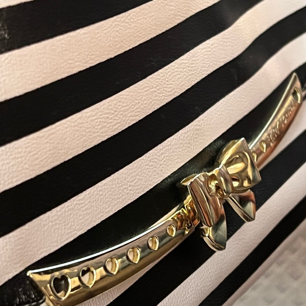 Betsey Johnson stripped bag shoulder bag - Picture 12 of 13
